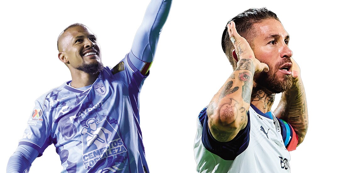 En la imagen, Salomón Rondón, 35 años, de Pachuca y Sergio Ramos de Monterrey, con 39 años