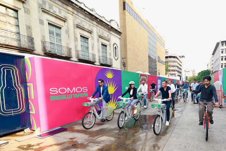 Gobernador Pablo Lemus encabeza entrega de 1000 bicicleta eléctricas de Mi Bici.