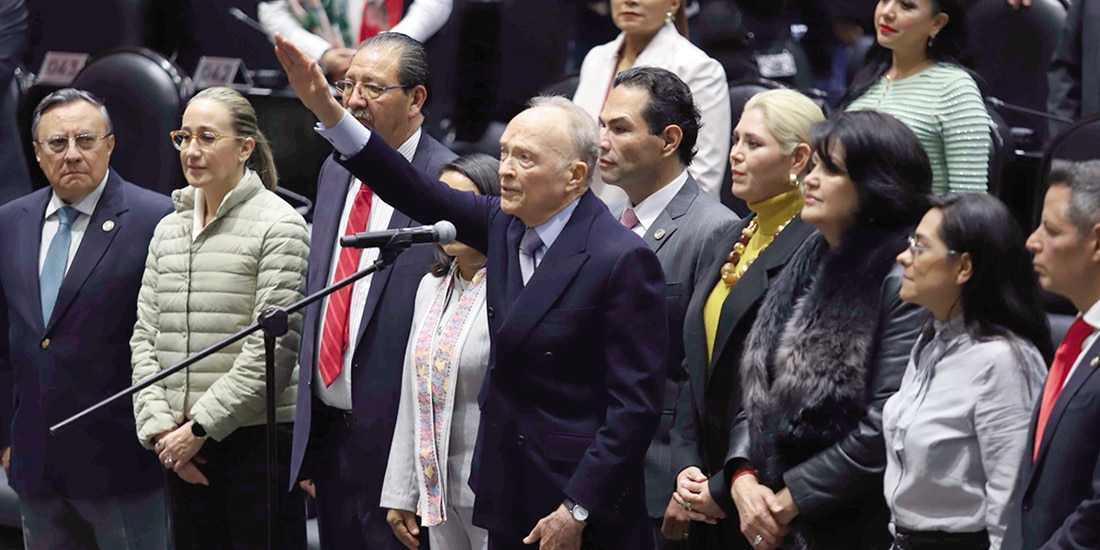 Alejandro Gertz, ayer al tomar protesta en San Lázaro como embajador.