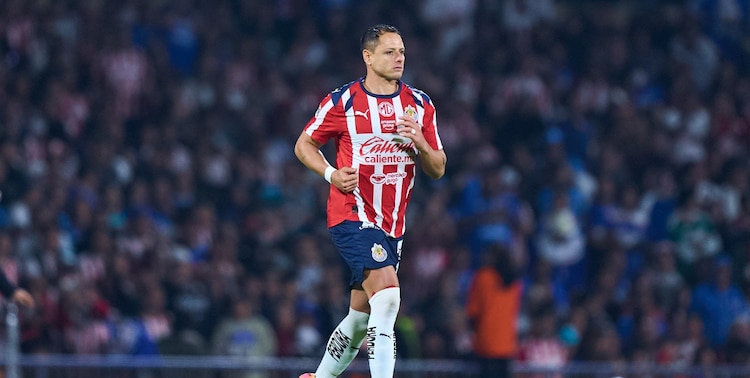 Javier Hernández podría volver a la actividad en la Liga MX.