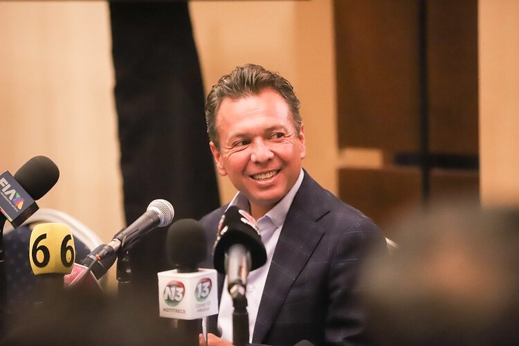 Después tuvo una rueda de prensa.