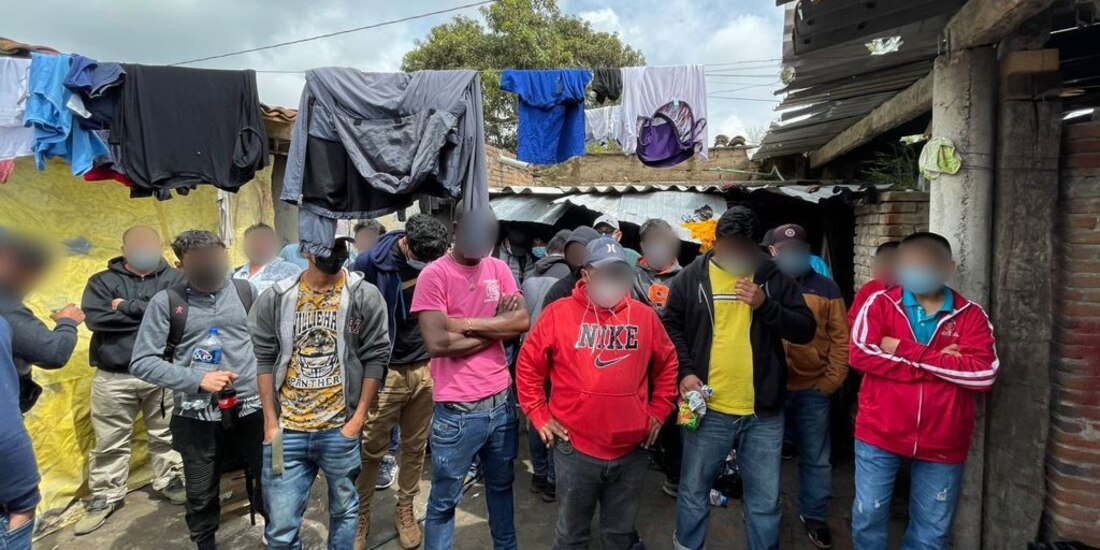 INM rescata a 133 migrantes en casa de seguridad de Puebla