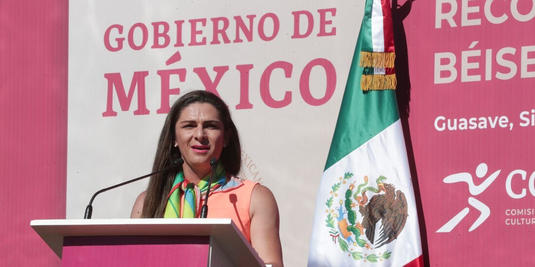 Ana Gabriela Guevara.