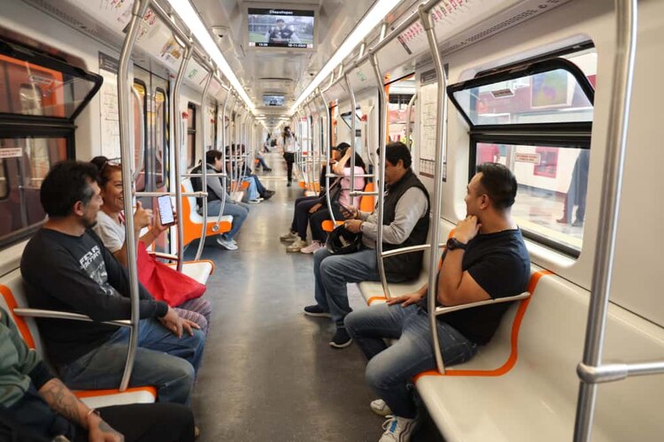 Reapertura Línea 1 Metro de la Ciudad de México.