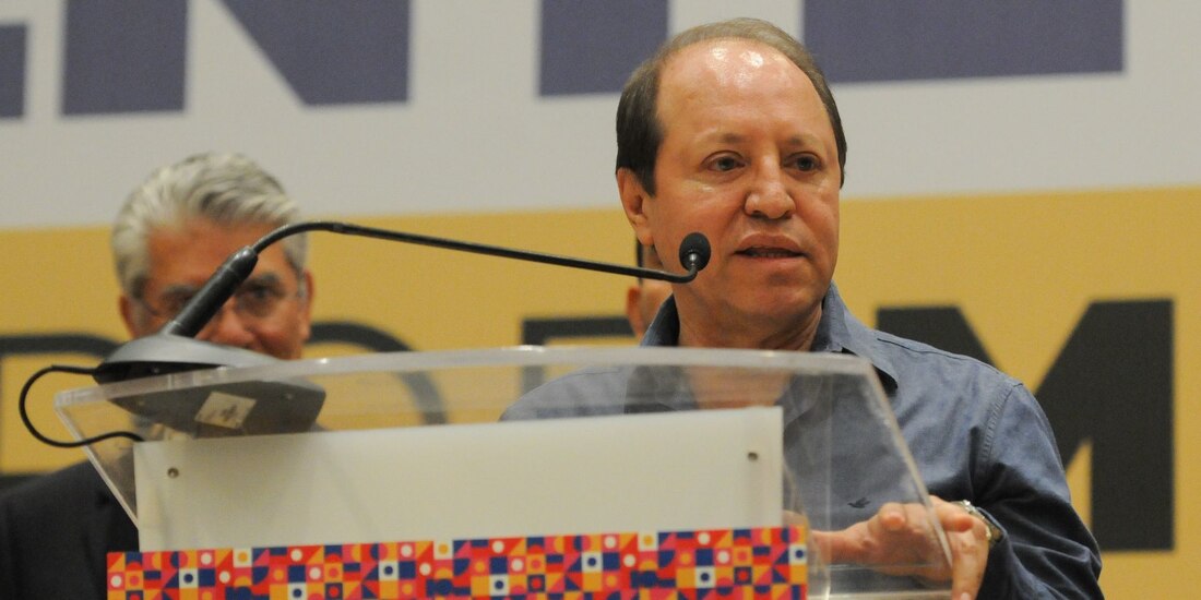 Los dirigentes del Frente Amplio por México.