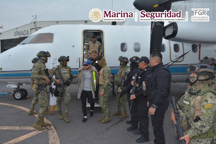 La detención de Miguel Ángel “N” se realizó durante un cateo en un inmueble del fraccionamiento Villa Verona, en Zapopan, Jalisco.