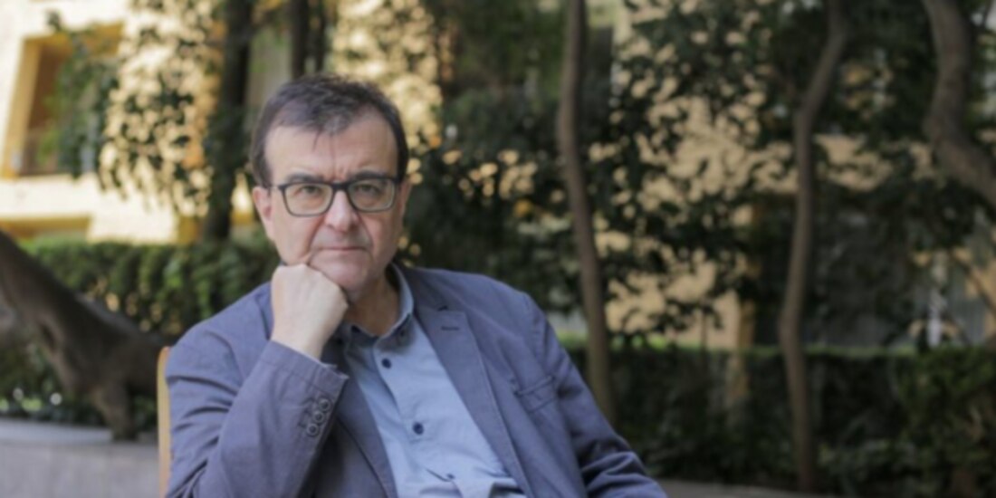 El escritor, tras la entrevista con La Razón en la CDMX.