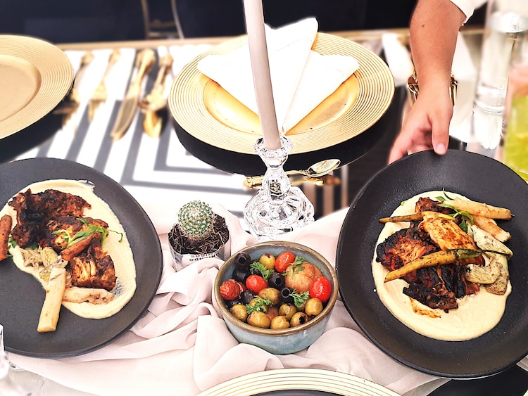 Pollo Rostizado y aceitunas Veneno