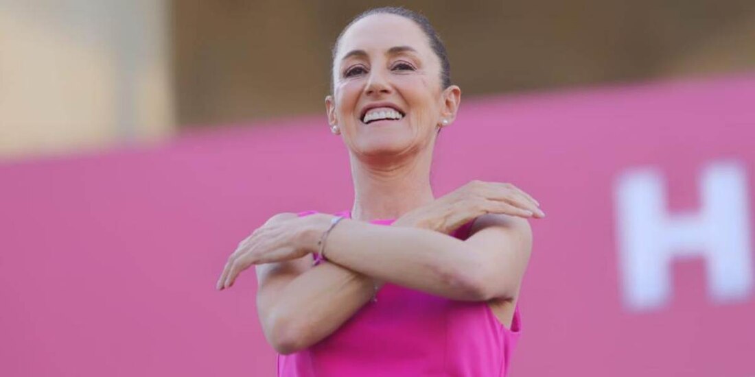 'Ha sido un privilegio servir a este pueblo', dice Claudia Sheinbaum en el Monumento a la Revolución.