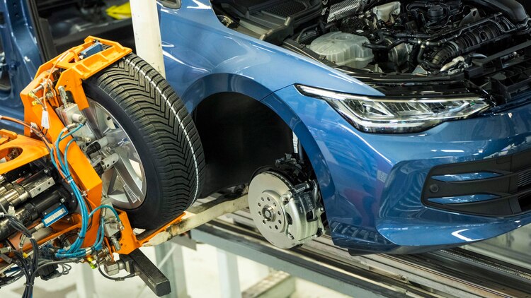 La Presidenta confirmó que su gobierno ya se ha puesto en contacto con las empresas alemanas Mercedes Benz, BMW y Volkswagen