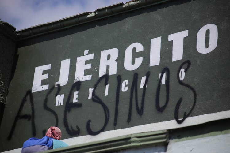 Acción de presuntos normalistas.