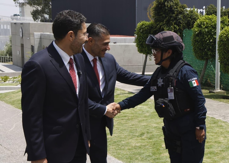Harfuch y Batres inauguran complejo del ISSSTE