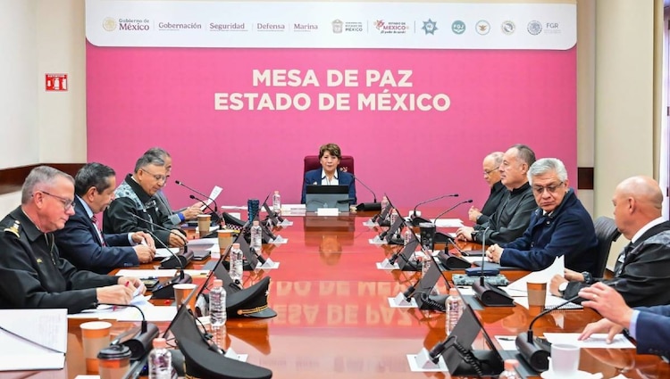 La presidenta Claudia Sheinbaum Pardo y la gobernadora Delfina Gómez Álvarez han impulsado la coordinación mediante el Mando Unificado.