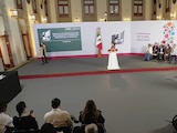 Luisa María Alcalde este jueves en Palacio Nacional.
