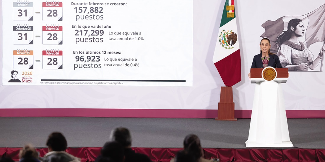 LA MANDATARIA, ayer, en su conferencia.