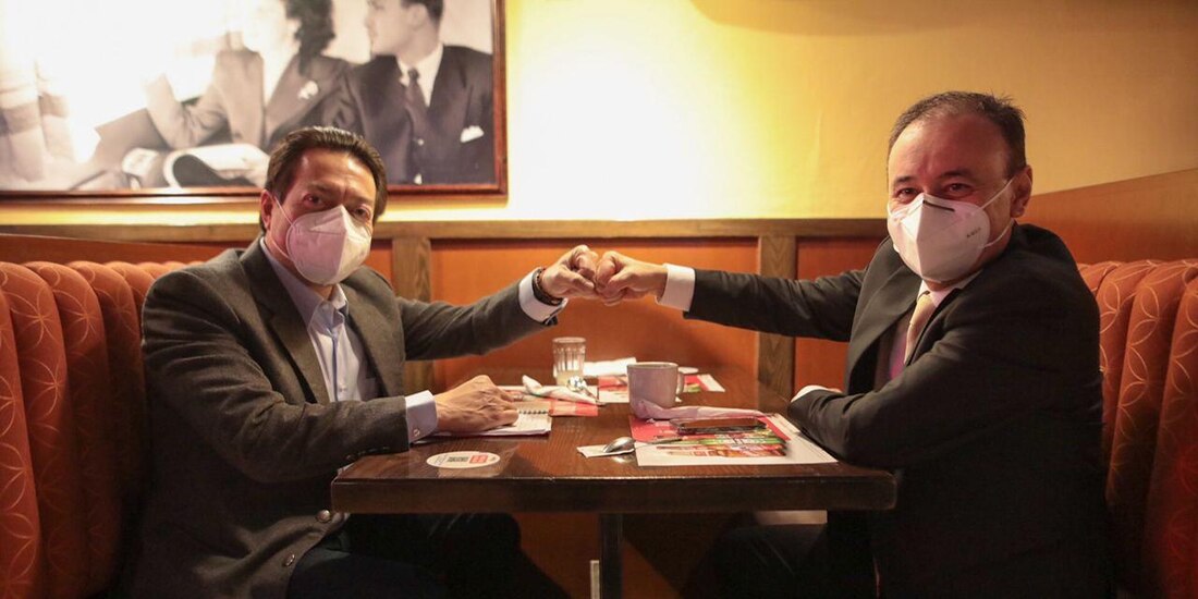 Tras registrarse como aspirante a candidato por Sonora, Alfonso Durazo se reunió con el dirigente de su partido.