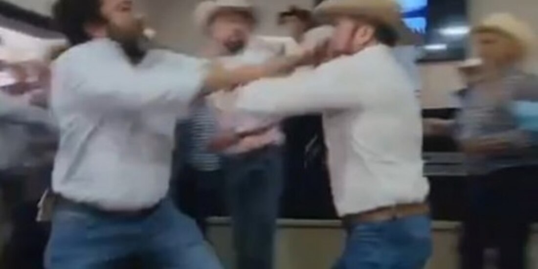 Elecciones en Múzquiz termina en riña a golpes.