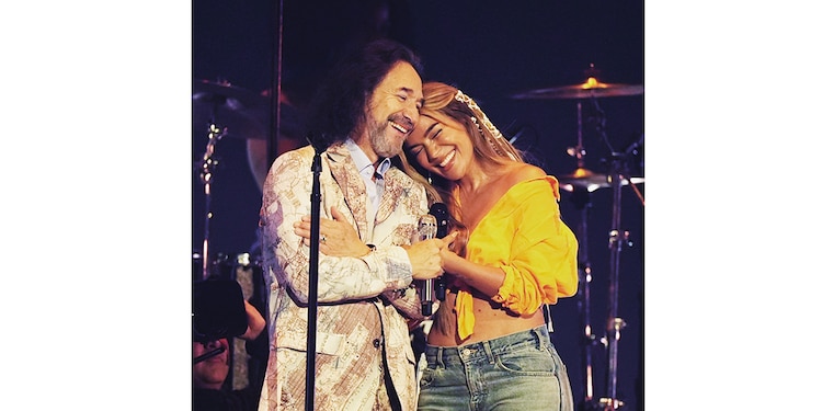 EL BUKI y Karol G cantaron a dueto.