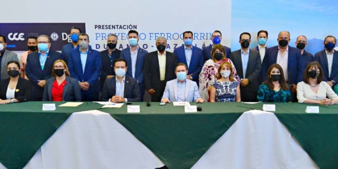 La construcción del ferrocarril Durango–Mazatlán es parte importante para el desarrollo de la entidad, señaló el gobernador José Rosas Aispuro Torres.