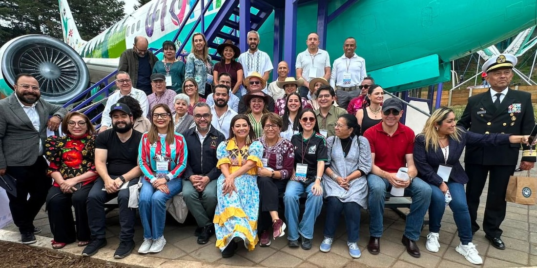 Al centro, la Jefa de Gobierno, Clara Brugada, en la inauguración de la Utopía Cen Tlalli Ocotepec.