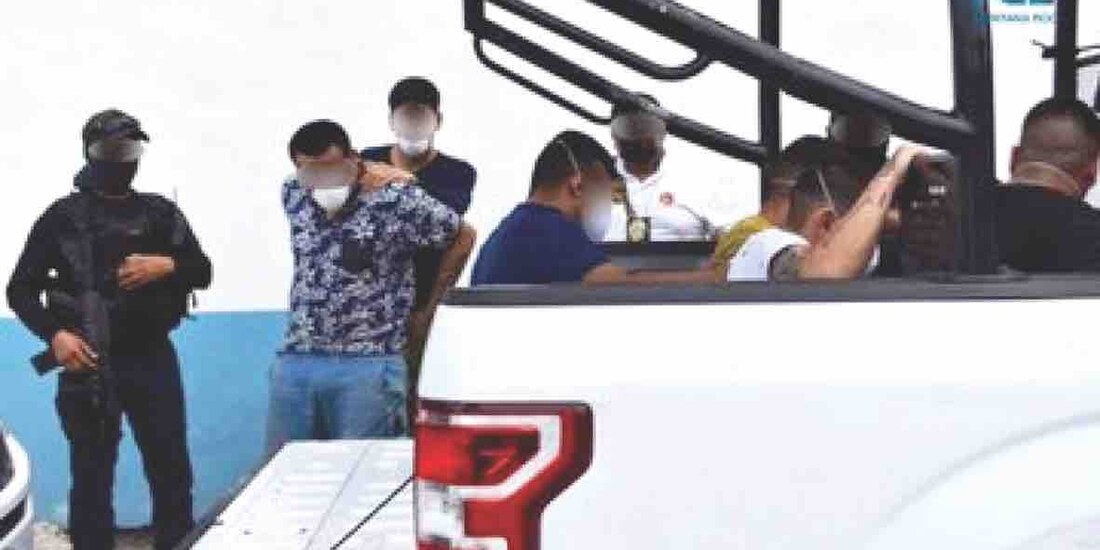 Los detenidos fueron trasladados al penal del puerto.