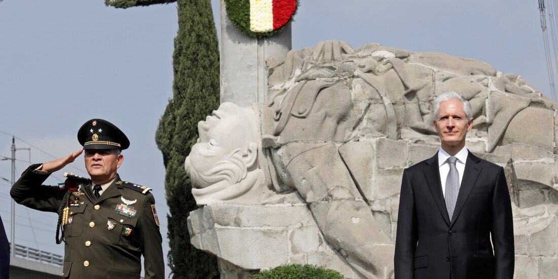 El gobernador del Estado de México, Alfredo del Mazo, en el evento de este martes.