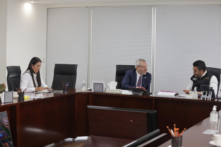 Conagua y el Gobierno de Michoacán impulsan infraestructura hídrica sostenible para el campo.