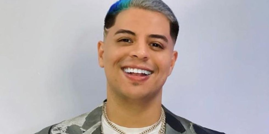 Eduin Caz de Grupo Firme dice en qué invierte su dinero