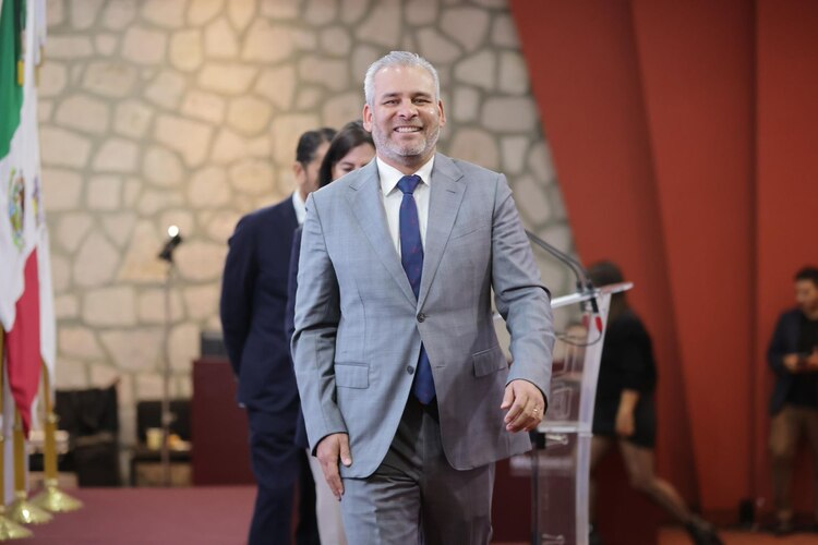 Gobierno de Michoacán avanza en formalización de trabajadores de la agroindustria y exportación de aguacate.