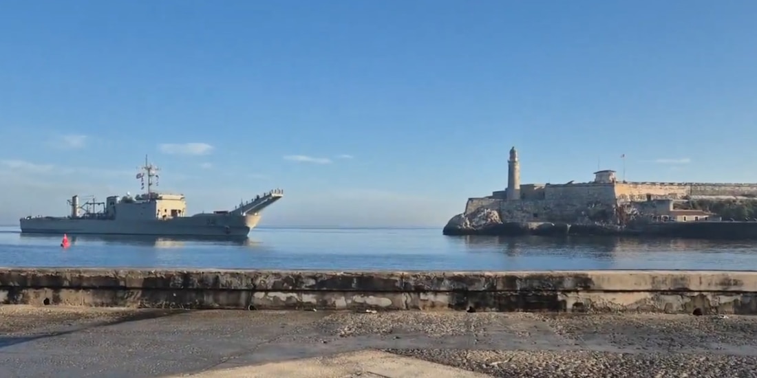 Reportan llegada de buque mexicano a La Habana, Cuba, cargado con ayuda humanitaria.