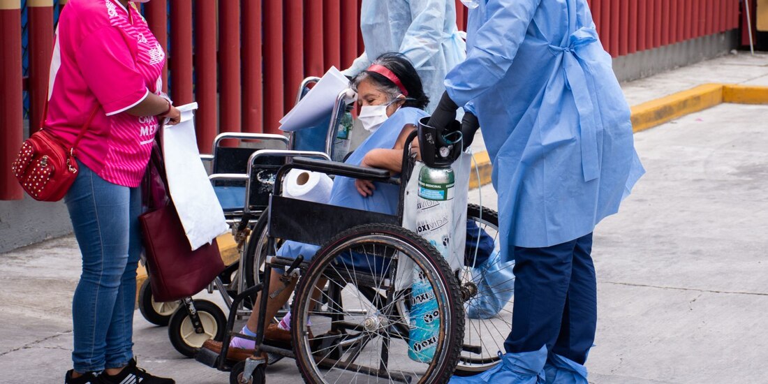 Continúan la atención en el Triage Covid 19 en el Hospital General de México
