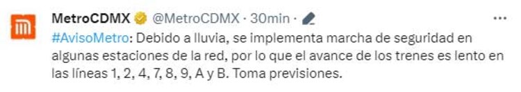El mensaje del Metro en redes sociales donde anuncia marcha lenta de trenes por lluvia