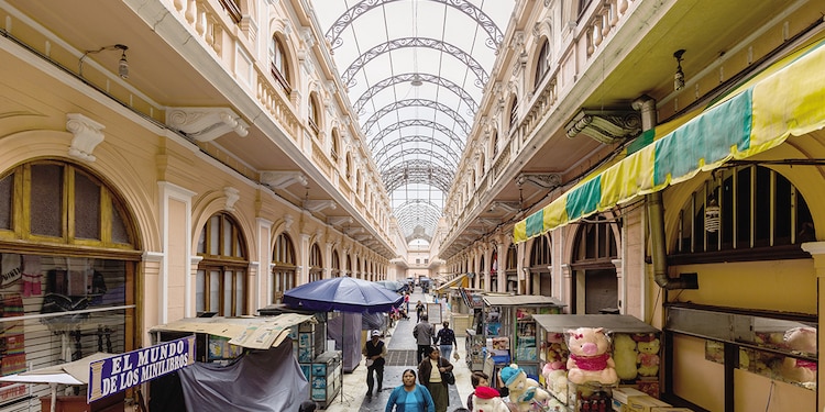 Pasaje Piura en Lima.