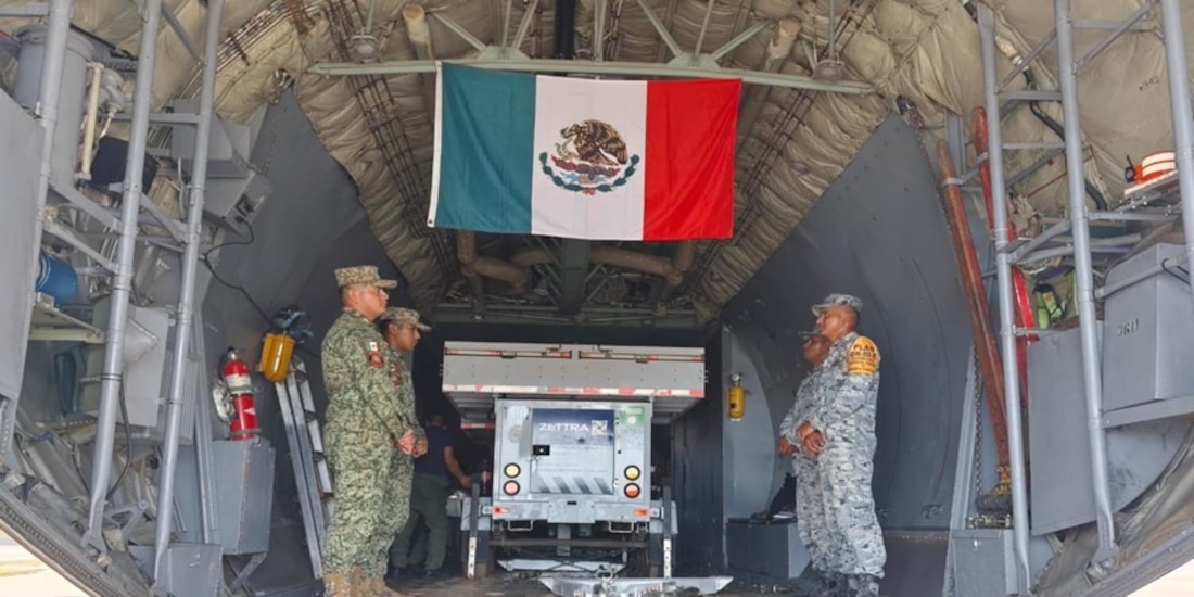 Fuerzas mexicanas en apoyo.