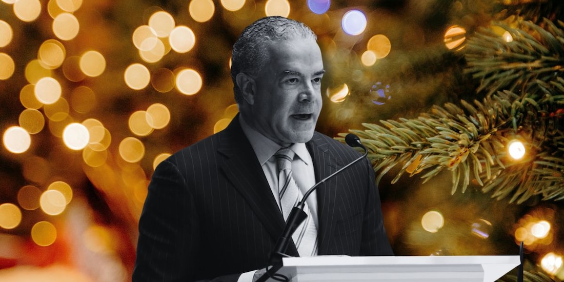 Reaparece Raúl Rocha con mensaje navideño, en redes sociales.