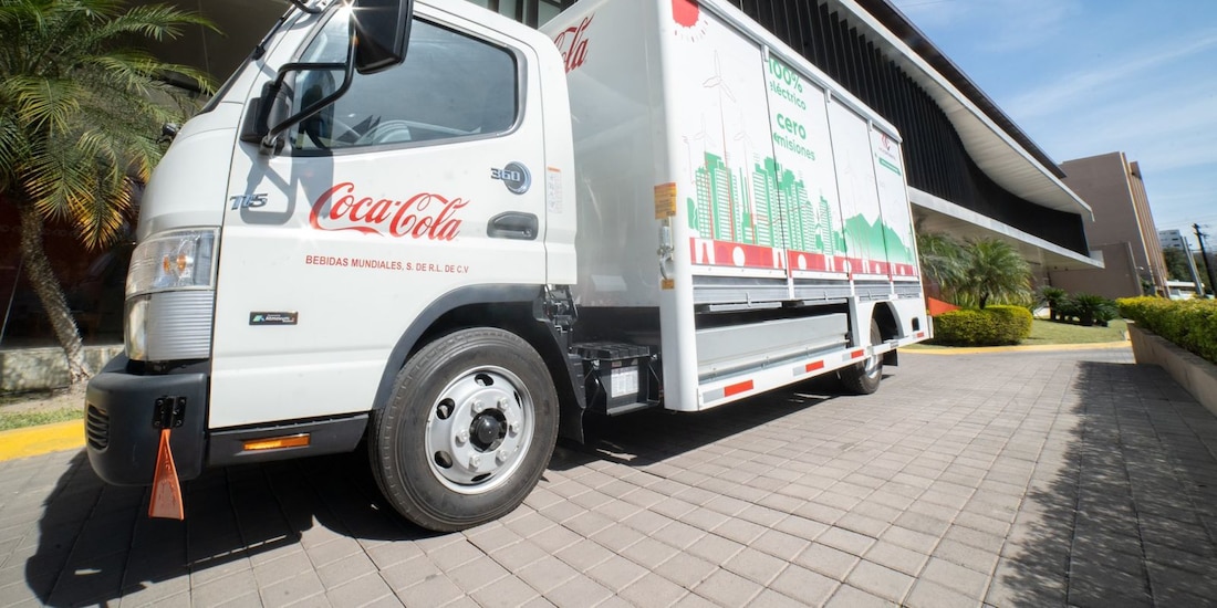 Arca Continental cuenta con una división de snacks, que opera bajo las marcas Bokados en México, Inalecsa en Ecuador y Wise en Estados Unidos.