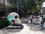 Un "Mexicráneo" en Reforma