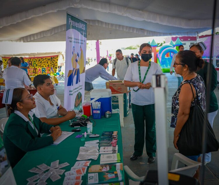 Feria de la Paz forma parte del programa.