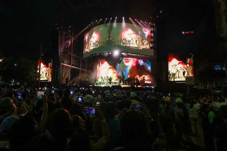 Más de 270 mil personas abarrotaron la Glorieta La Minerva durante el concierto masivo de Alejandro Fernández en el marco del Mundial 2026.