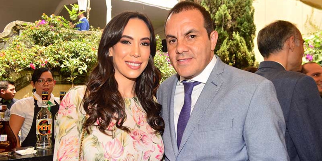 El diputado federal de Morena, Cuauhtémoc Blanco Bravo, y su esposa, Natalia Rezende Moreira.