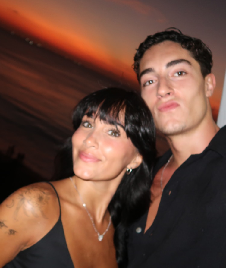 Plex y su novia Aitana