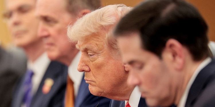 Se informó que Trump busca centrar la conversación bilateral en el comercio y acuerdos para que China compre más productos agrícolas.