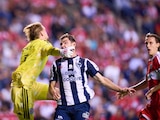 Chris Brady no fue expulsado a pesar de darle un puñetazo a Hugo Cuypers en el Monterrey vs Chicago Fire de la Leagues Cup.