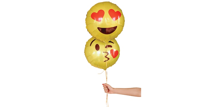 Del emoji al sticker:
comunicación en la era digital