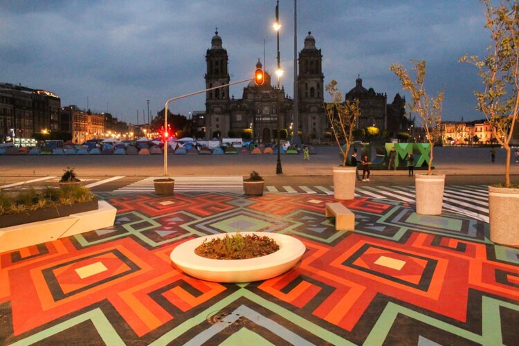 Se reconfiguraron los carriles vehiculares, dos carriles en el perímetro y una ciclovía.