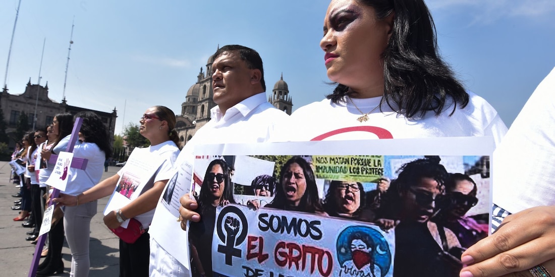 Las llamadas por abuso sexual aumentaron 18.8% al pasar de 350 en abril a 416 en mayo; además, en torno al acoso u hostigamiento sexual, aumentó 29.2%, pasando de 506 a 654.