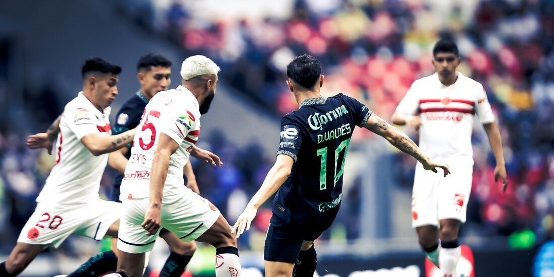 América goleó en el Estadio Azteca a Toluca en la Liga MX.