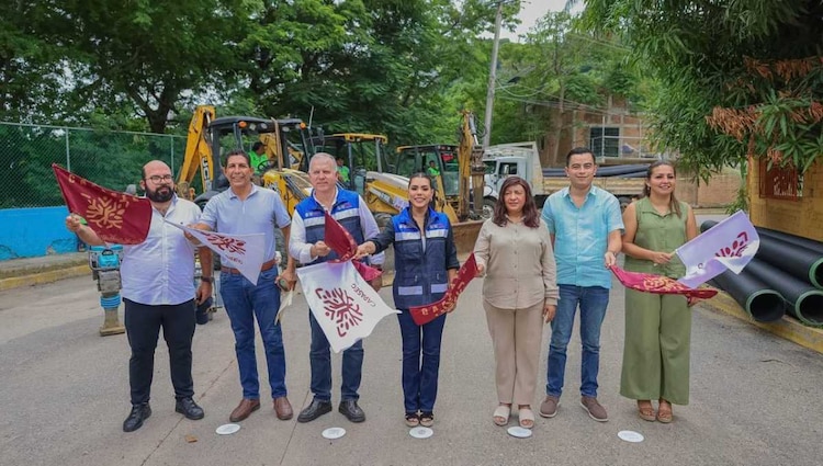 Los representantes comunitarios encabezados por Martín Carmona Salinas reconocieron el impacto directo de los trabajos en la zona de Puerto Marqués.
