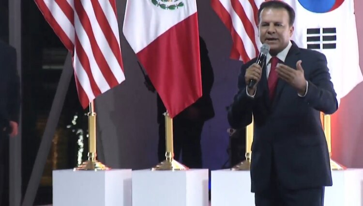 El gobernador Esteban Villegas presentó este miércoles su 2do Informe de Resultados.