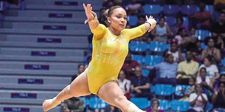 LAS IMÁGENES DEL DÍA │ Eduardo Herrera brilló sobre la pista; Natalia Botello y Máximo Azuelo dominaron en sus combates